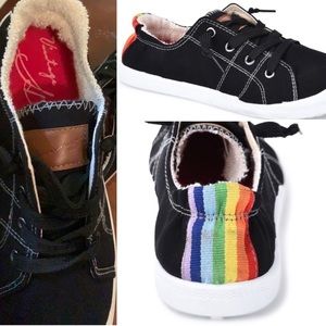 🆕 Vintage Havana Absolutely adorable Sneaks Sz 7